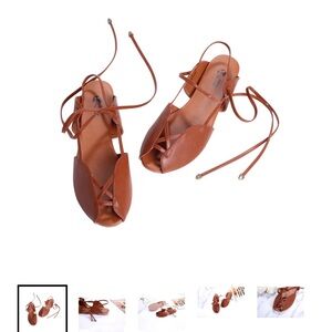 Gladiator sandals size 9 tan